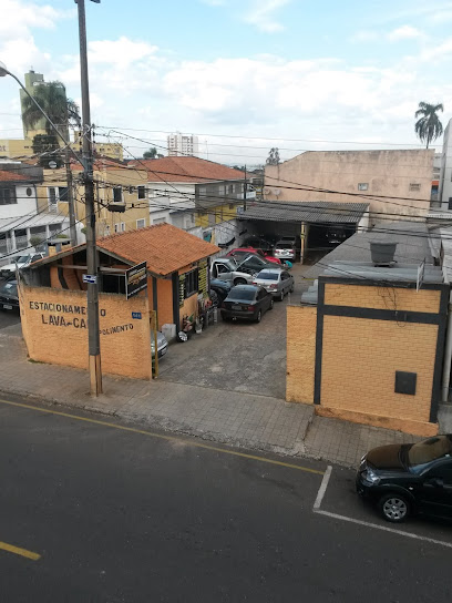 Espaço do Automóvel Lava-Car Especializado